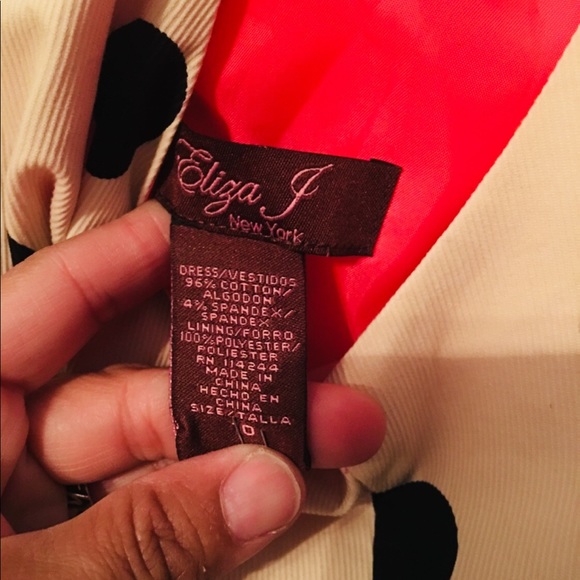 Adorable polka dot cream and black dress - Picture 4 of 5